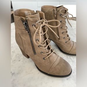Madden Girl Combat bootie size 9.5